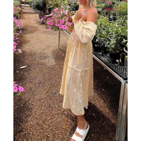 NWT Free People Dahlia Embroidered Maxi Dress, Large $168 - Picture 2 of 6